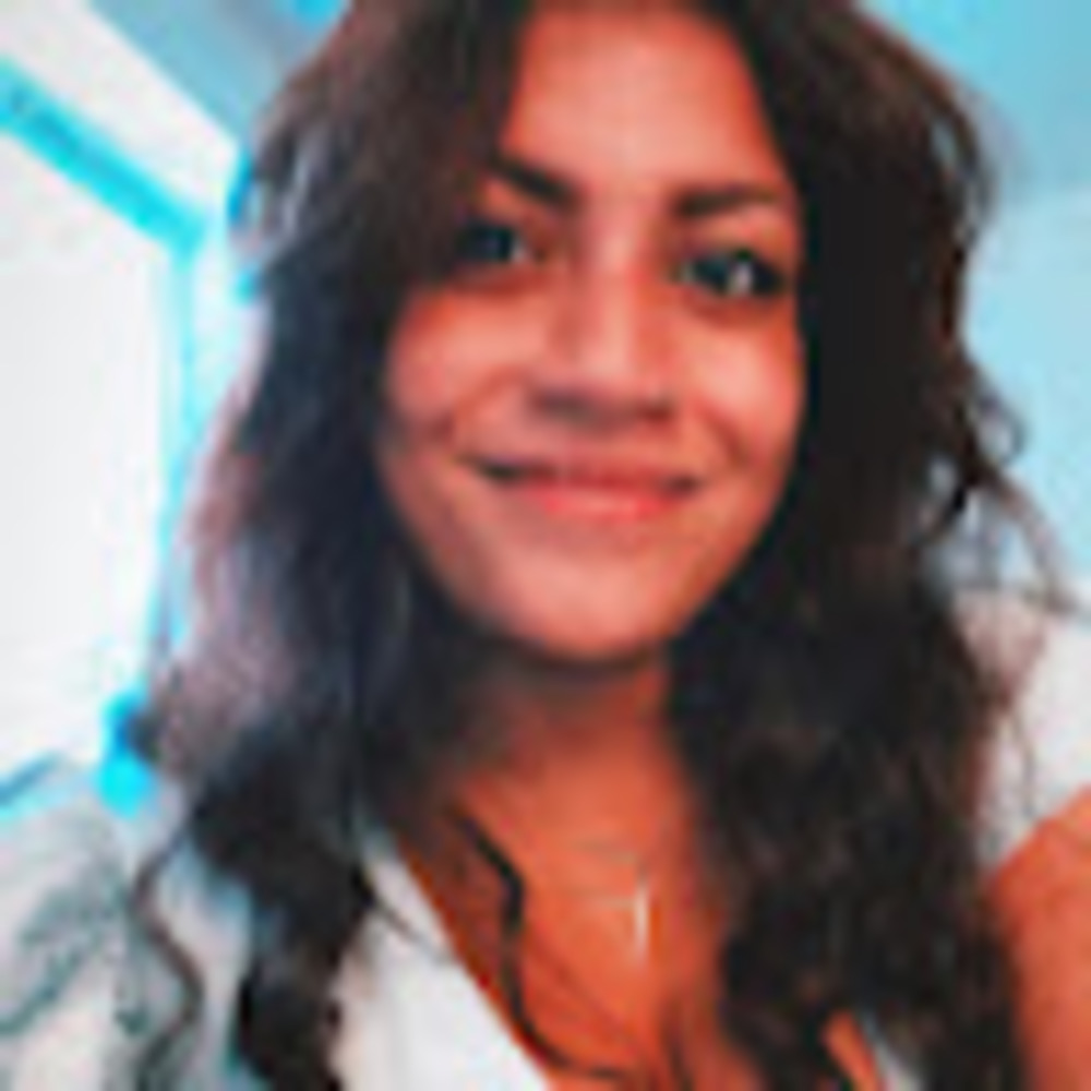 Meet your Posher, Farha